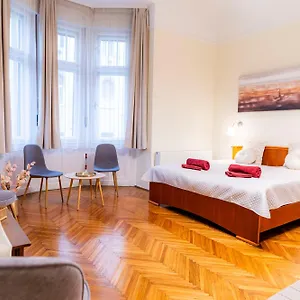 Appartement Charles, Budapest